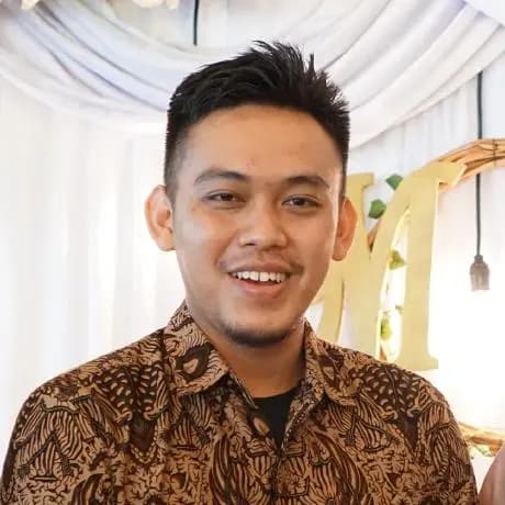 Adi Nugroho